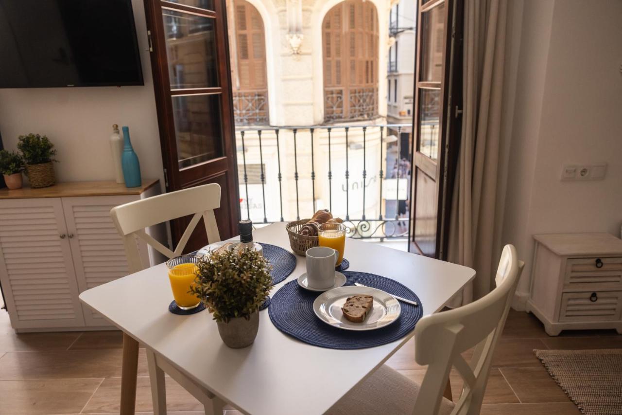 Apartamento Especeria Blue By #Cuatrocallesflats Málaga Eksteriør billede